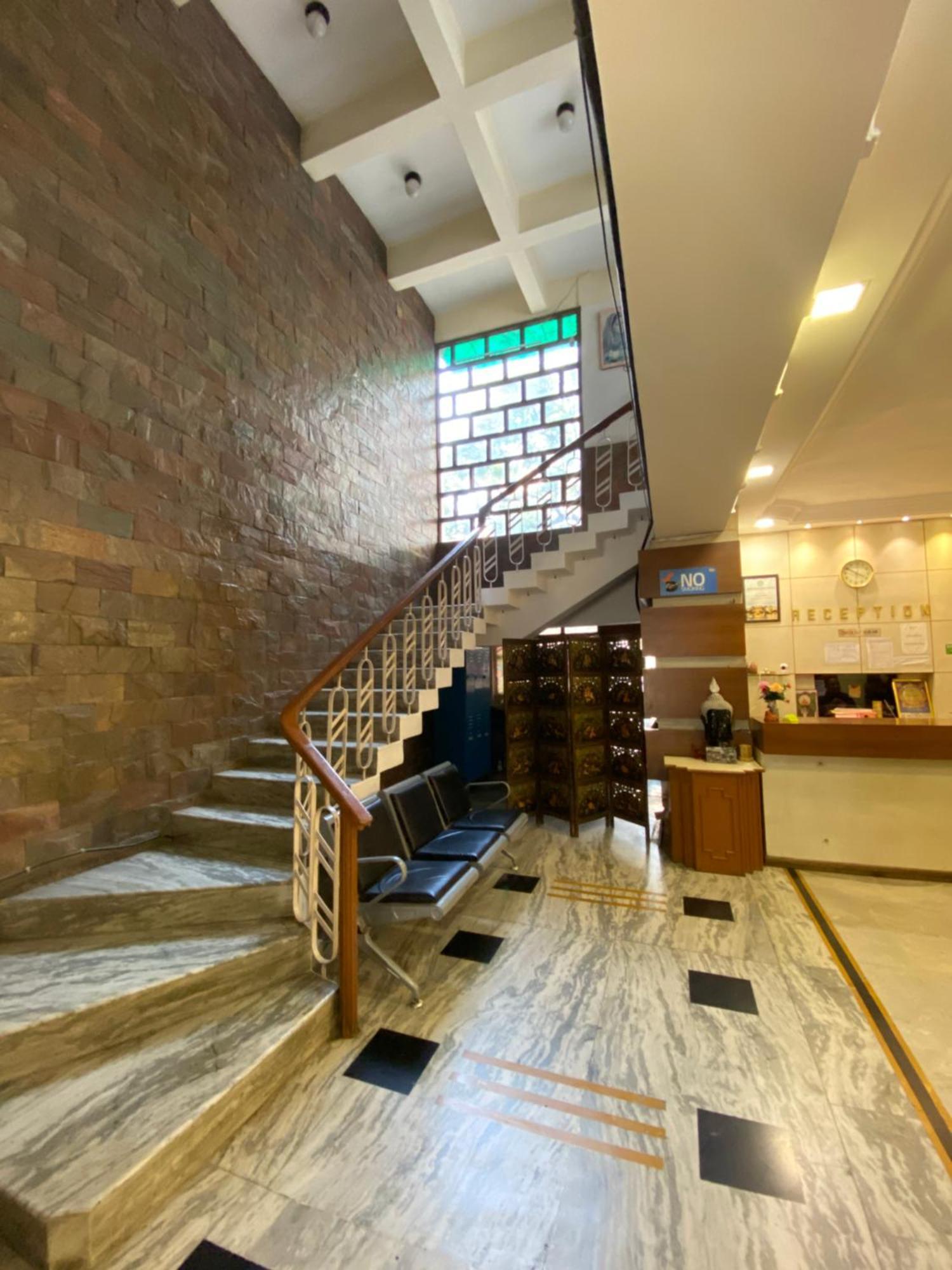 Hotel Damanis Udaipur Esterno foto